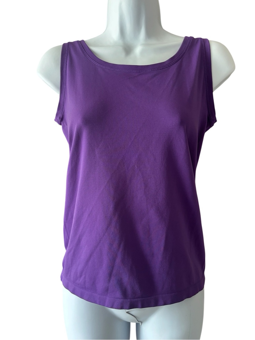 White House Black Market Seamless Tank in Iris
